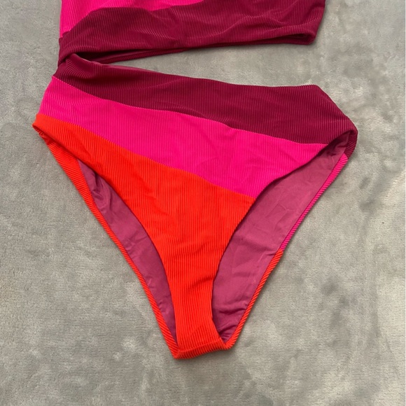 New! Beach Riot Joyce swimsuit be mine colorblock 27776 - Picture 11 of 11